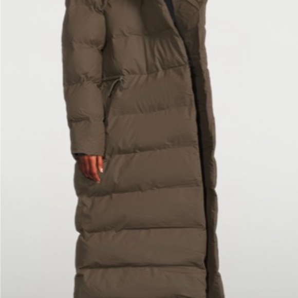 RAINS NWT down coat - Picture 9 of 12